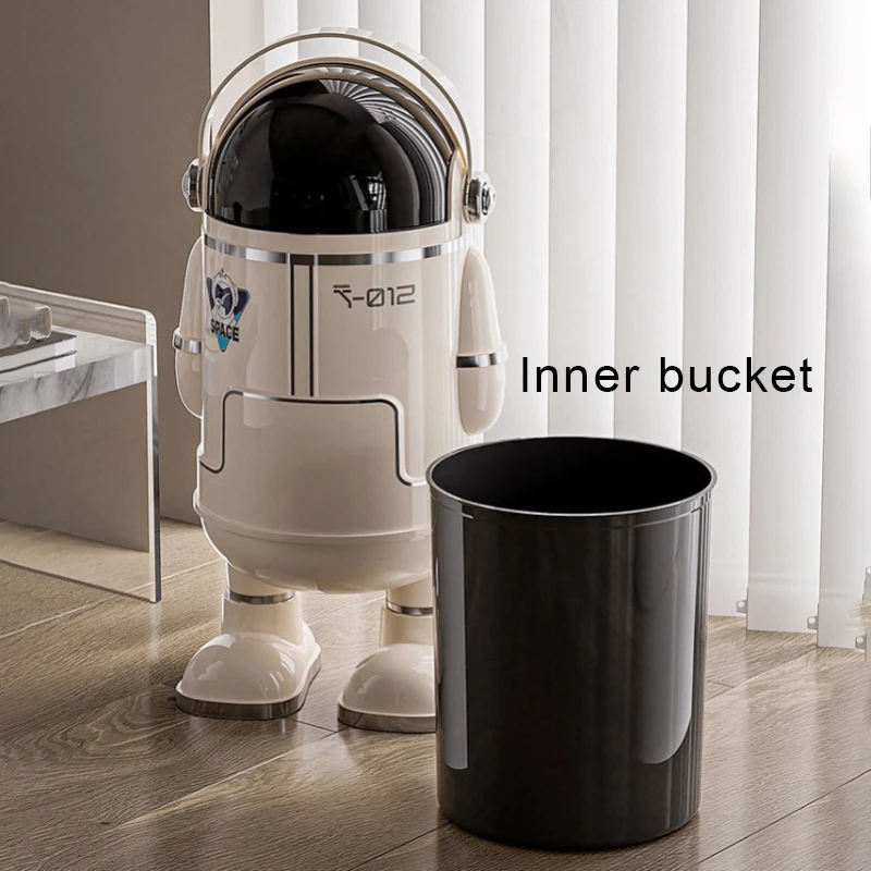 

Spaceman Covered Trash Bin Large Capacity, Cute Novelty Wastebasket for Kitchen Bathroom Bedroom Indoor Use, Covered Trash Can