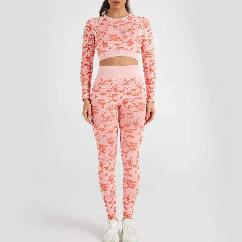 여성 요가 긴팔 섹시 카모플라쥬 자카드 피트니스 슈트 심리스 피치힙 슈트 세트 플러스 사이즈 스포츠 슈트 투피스 세트