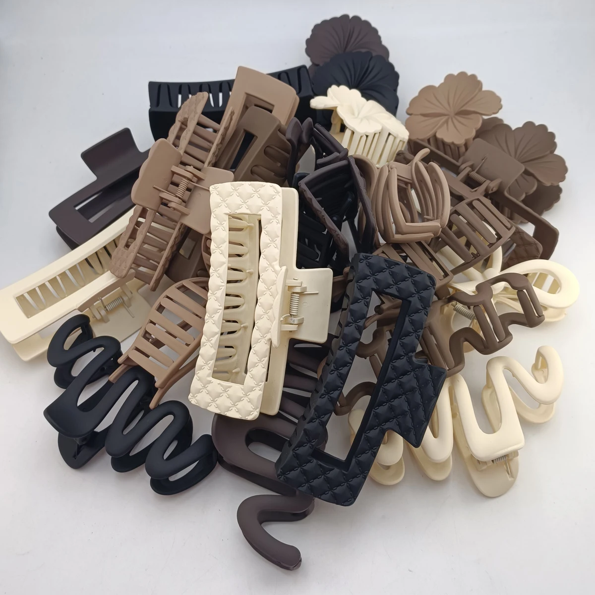 

12 PCS 38 Styles Autumn and winter Melard color scheme Polychrome Hair Clip Set Frosted Shark Claw Clip Sweet Women Headwear
