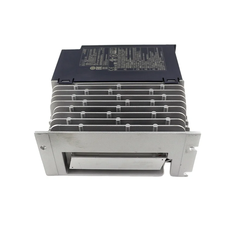 MR-JE-70B Japanese Servo Drive Series Servo Motor Universal AC Servo Amplifier Brand New Original MR-JE-70B