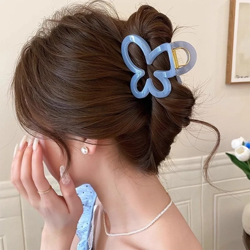 

New Simple Solid Color Butterfly Hair Claw for Women Girls Sweet Small Hollow Back Head Shark Clip Hair Grab Hair Accessories