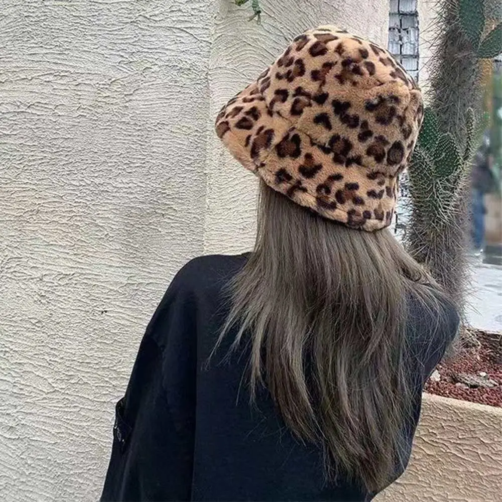 Outdoor Leopard Print Plush Bucket Hat Lamb Wool Plush Fisherman Cap Soft Warm Panama Hat for Women