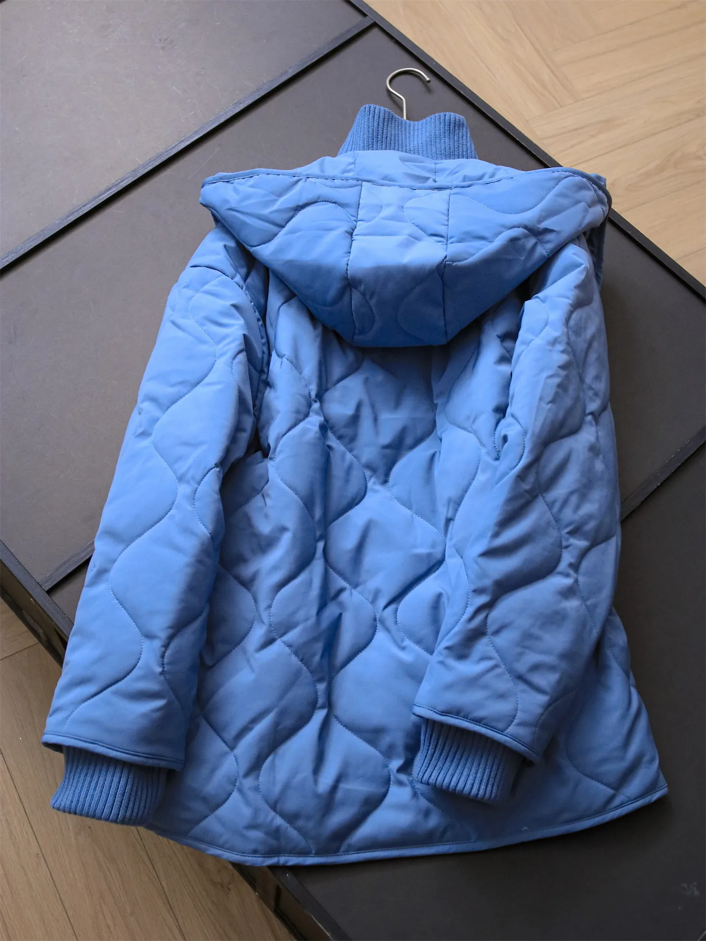 Parka de invierno para mujer, abrigo largo acolchado de lujo, nuevo abrigo chino que combina con todo, Tops cálidos ligeros con capucha y cremallera, 2025