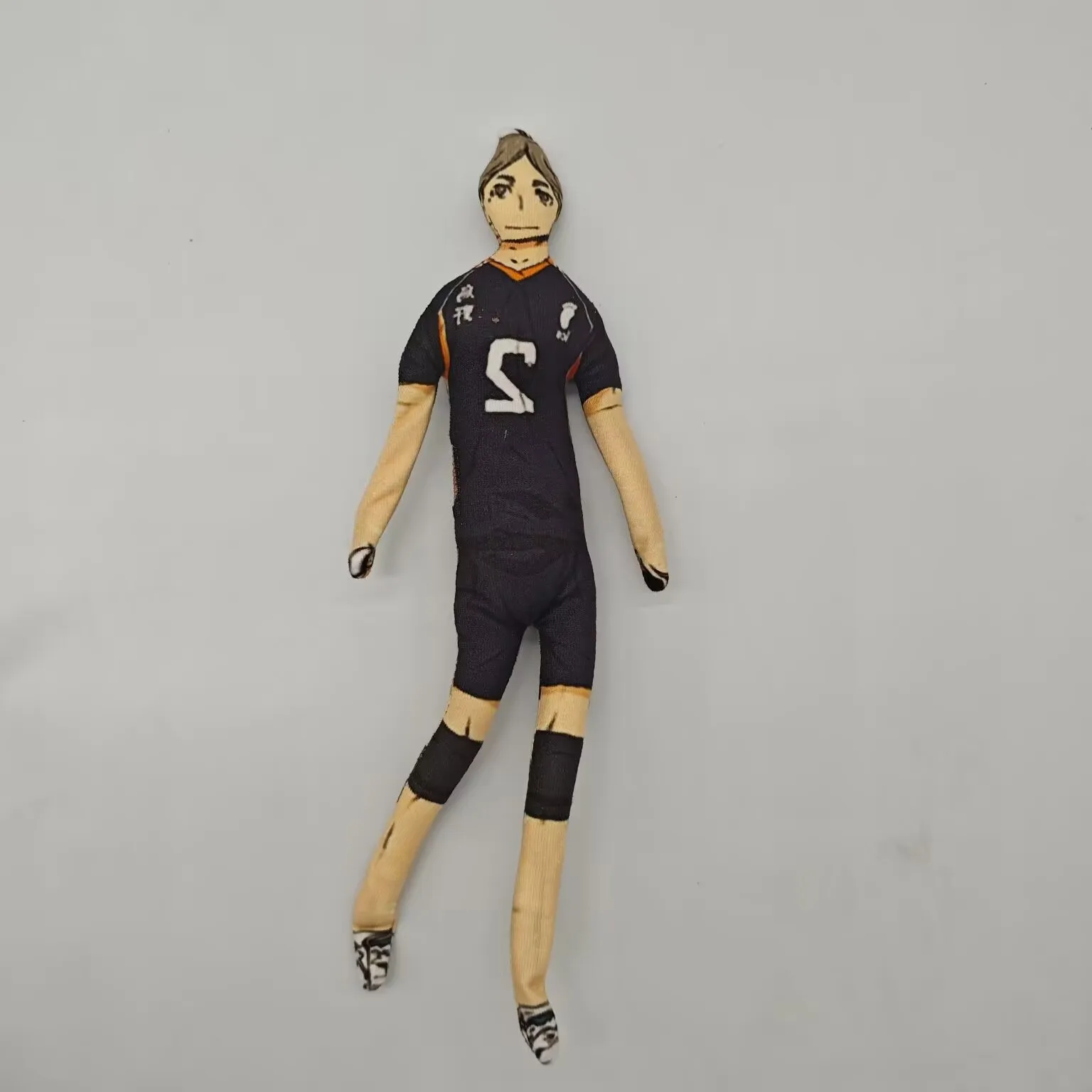 Haikyuu!! Abstrakcyjna 2D myszka, sucha lalka z rurkowym szkieletem i ruchomymi kończynami, bez białych krawędzi.