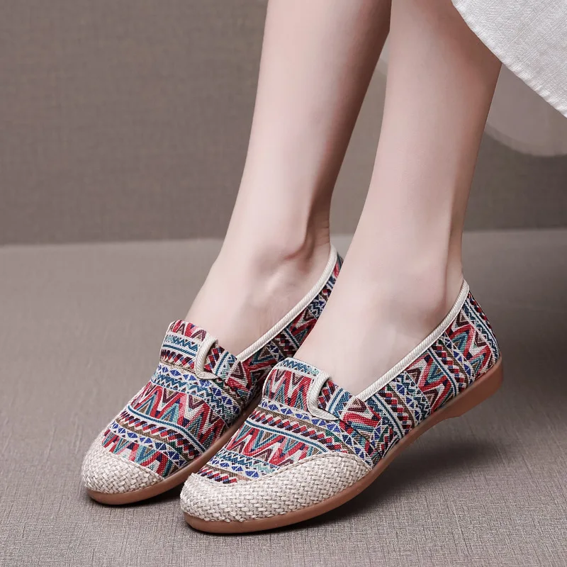 Summer Ladies Casual Comfort Bohemian Slip On Lazy Shoes Female Womens Flat Slip On Canvas Strap Loafers Straw Espadrilles