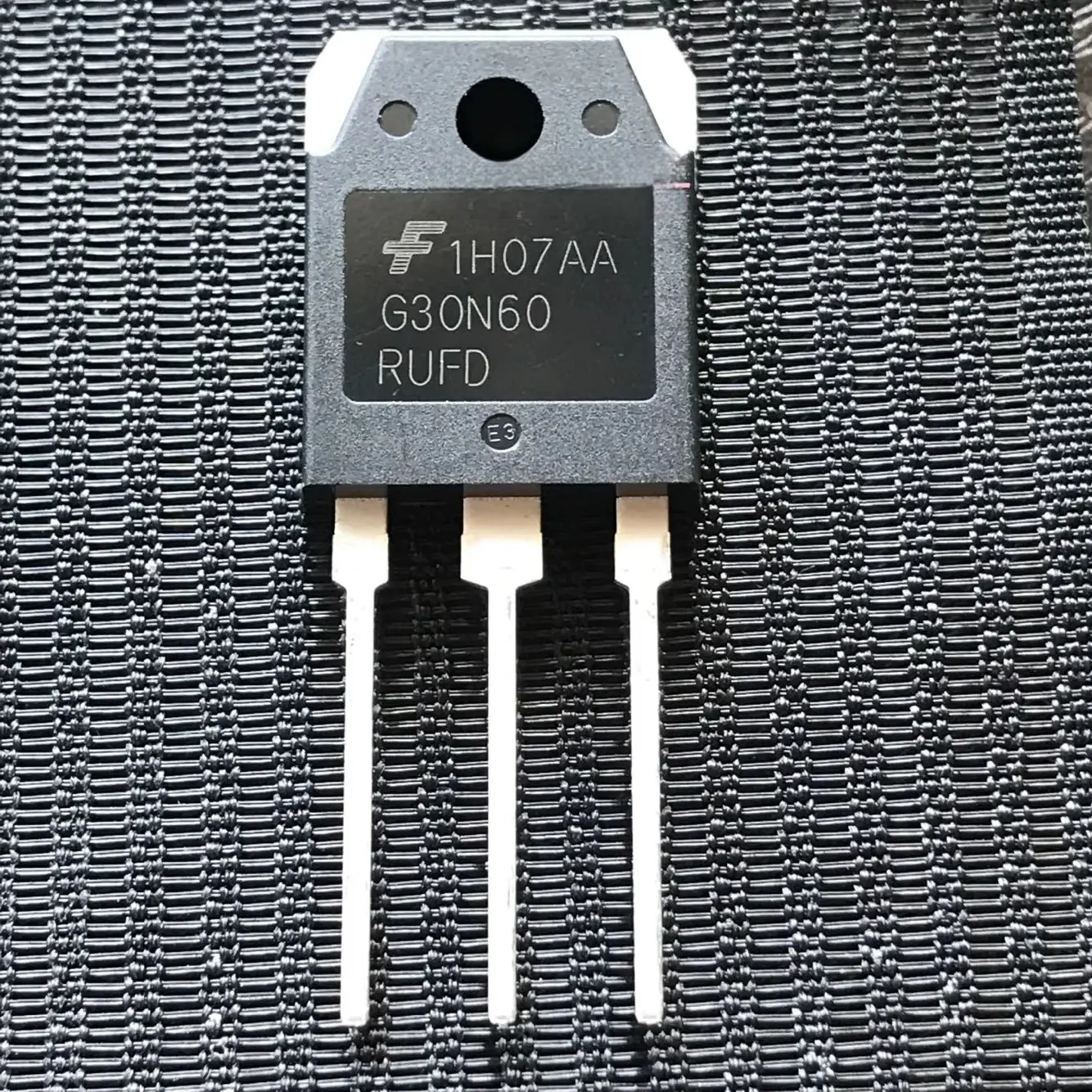 10pcs/lot G30N60RUFD SGH30N60RUFD new spot MOSFET power tube TO-3P direct beat