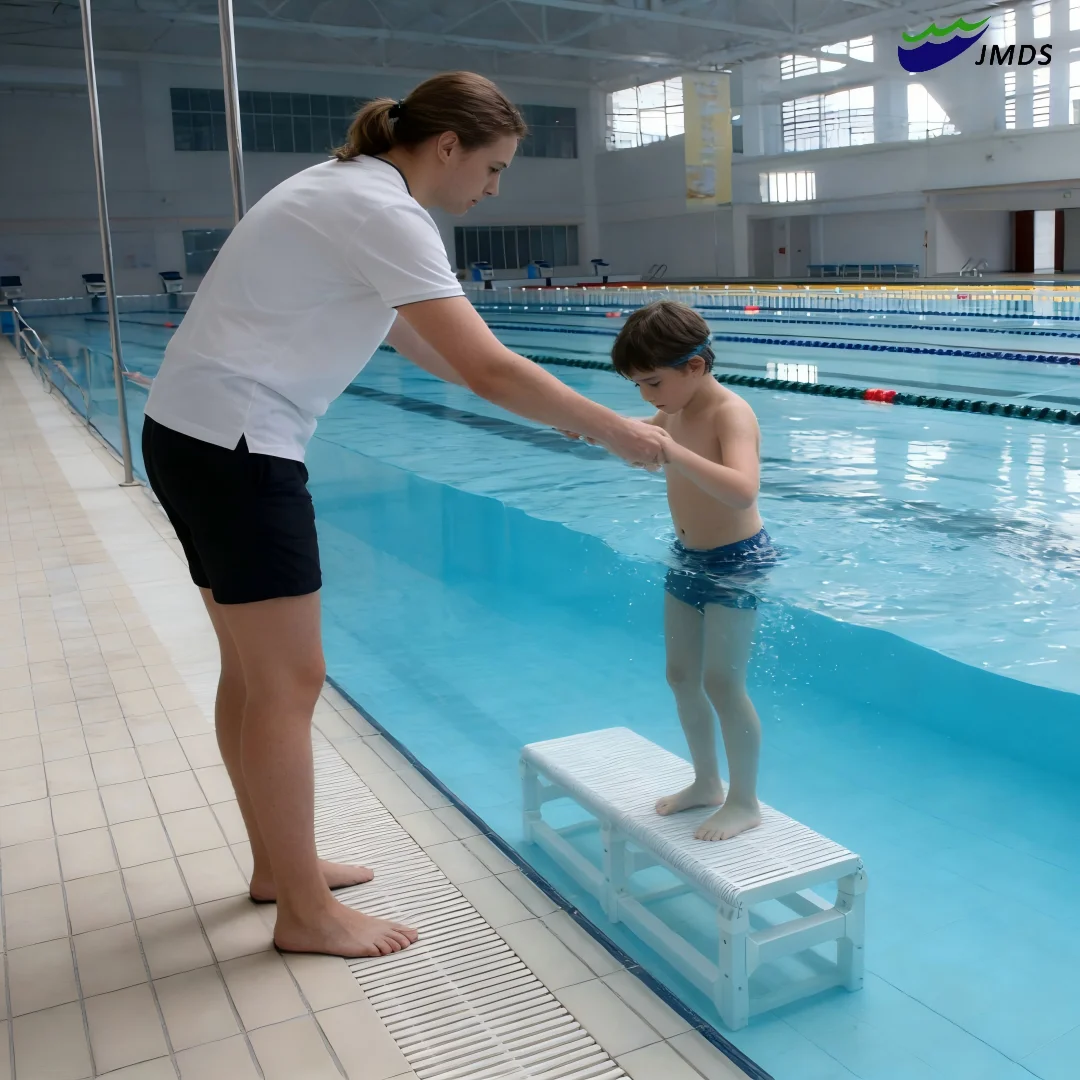 Easy to clean and easy to install Customizable JMDS-520 PVC underwater platform training stool Swimming pool plus height stool