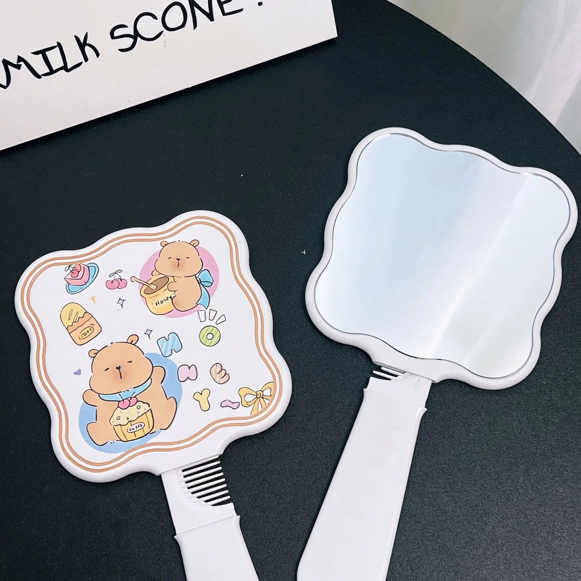 

Bow cat handle mirror with comb, convenient makeup mirror for travel, give a girl a handheld makeup mirror as a gift
