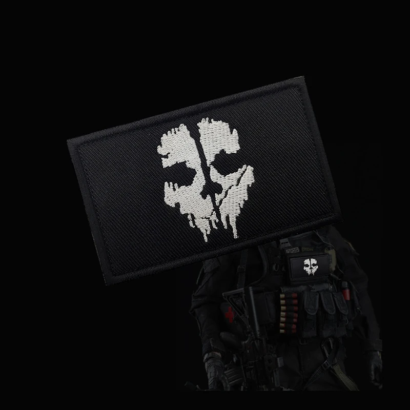 Call of Duty Skull Logo Embroidery Cloth Hook Loop Patches Iron on Backpack Tactical Morale Badge Applique for Jacket Jeans Hat