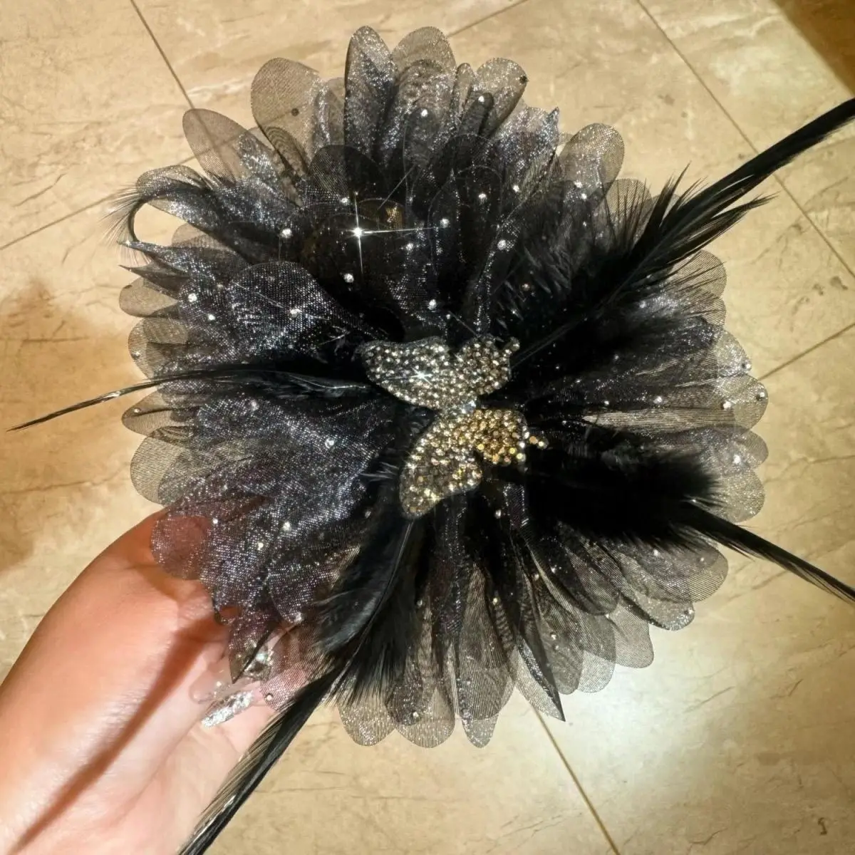 

Luxury New Headwear Starry Sky Butterfly Black Feather Shark Hair Clip for Women Elegant Casual Female Hair Claws Accessories