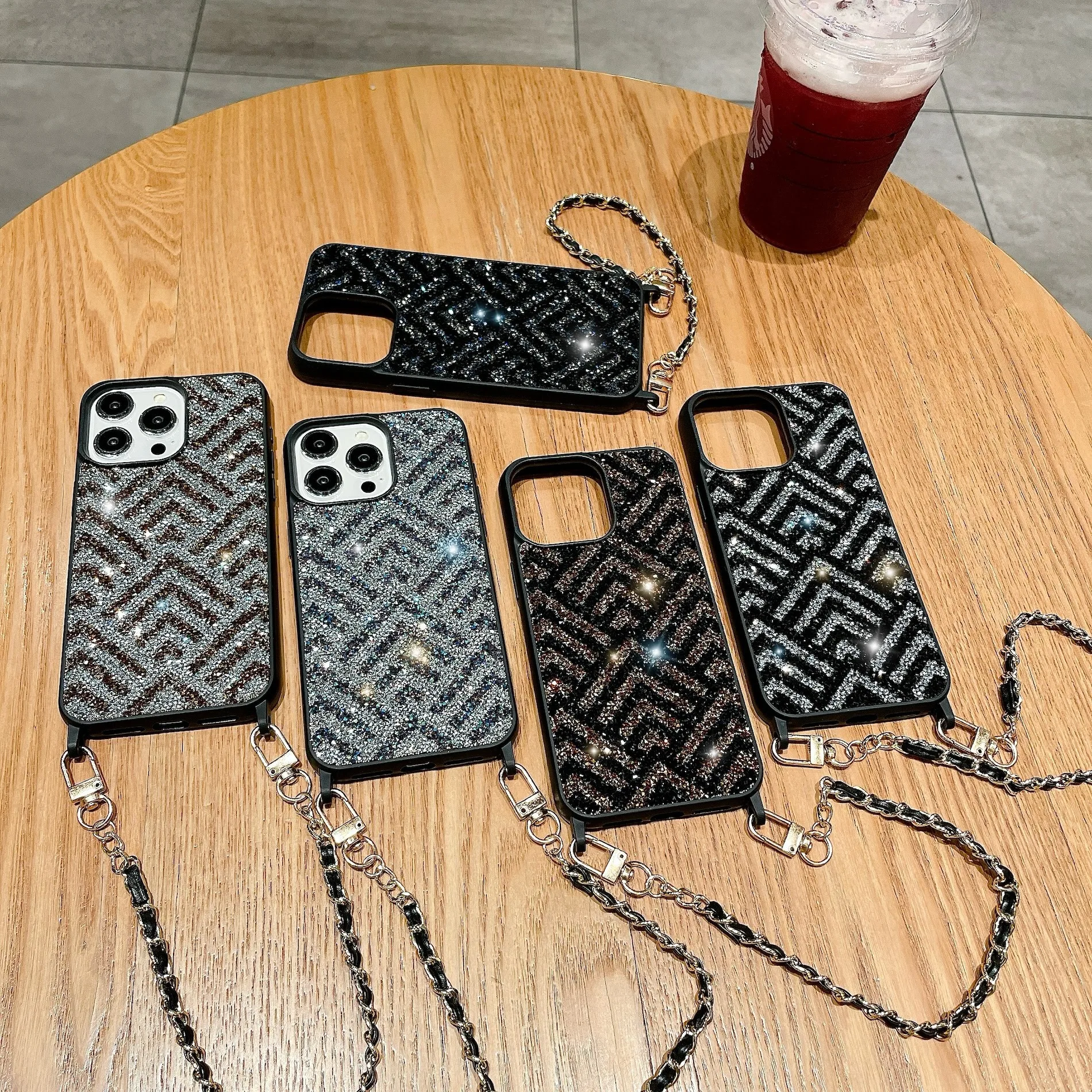 Suitable for the New Apple Phone Case, Suitable for 15 Pro Max 14 13 12 11 Sparkling Arrow Diamond 11 Pattern Phone IPhone Case