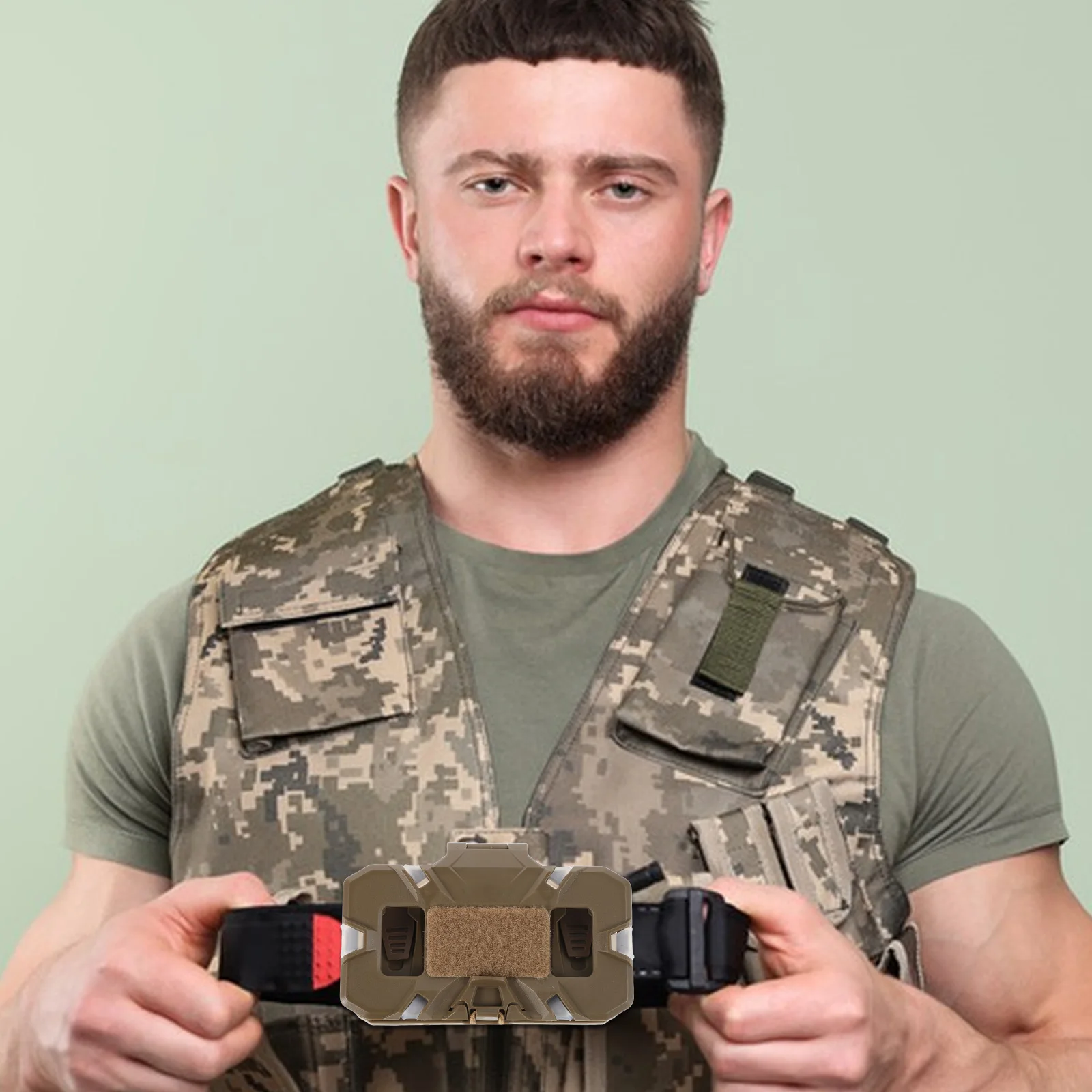 

Foldable Gear Board Carrier Vest Phone Mount Accessory Chest Mount Holder Navigation Board for Hiking Hunting Outdoor