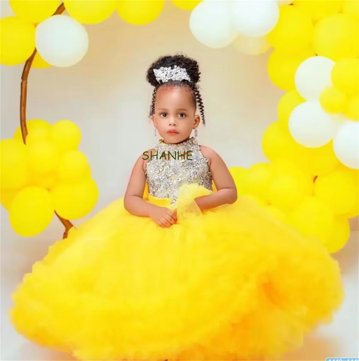 

Желтые детские платья с цветочным узором на день рождения для девочек по индивидуальному заказу, с высоким воротом и бисером для свадебной вечеринки, платья для выпускного вечера для маленьких девочек для фотосессии