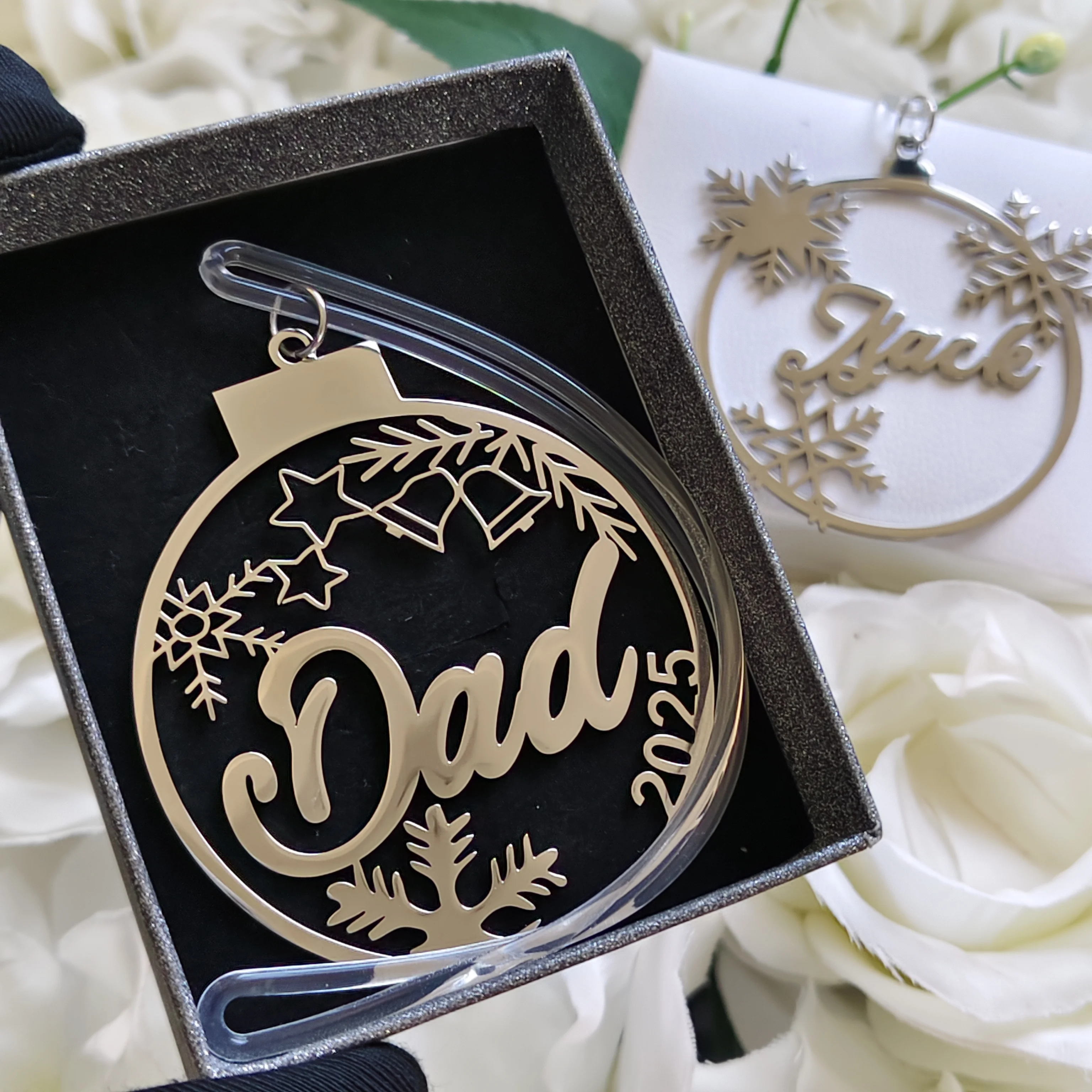 DHQH Groothandel Aangepaste 60mm Naam/Letter Hanger Gepersonaliseerde Letter/Logo Hanger Kerstcadeau Fabrikant Directe Verkoop