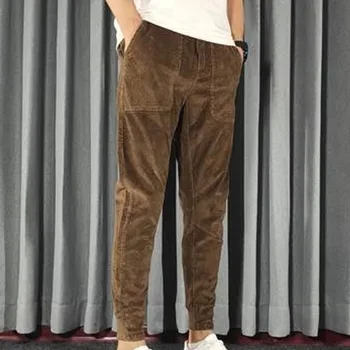 סתיו וחורף חדש אופנה קורדרווי צבע דק מתאים רגליים קטנים צדדי אופנה מערבי סגנון גברים הרלן מכנסיים מזדמנים