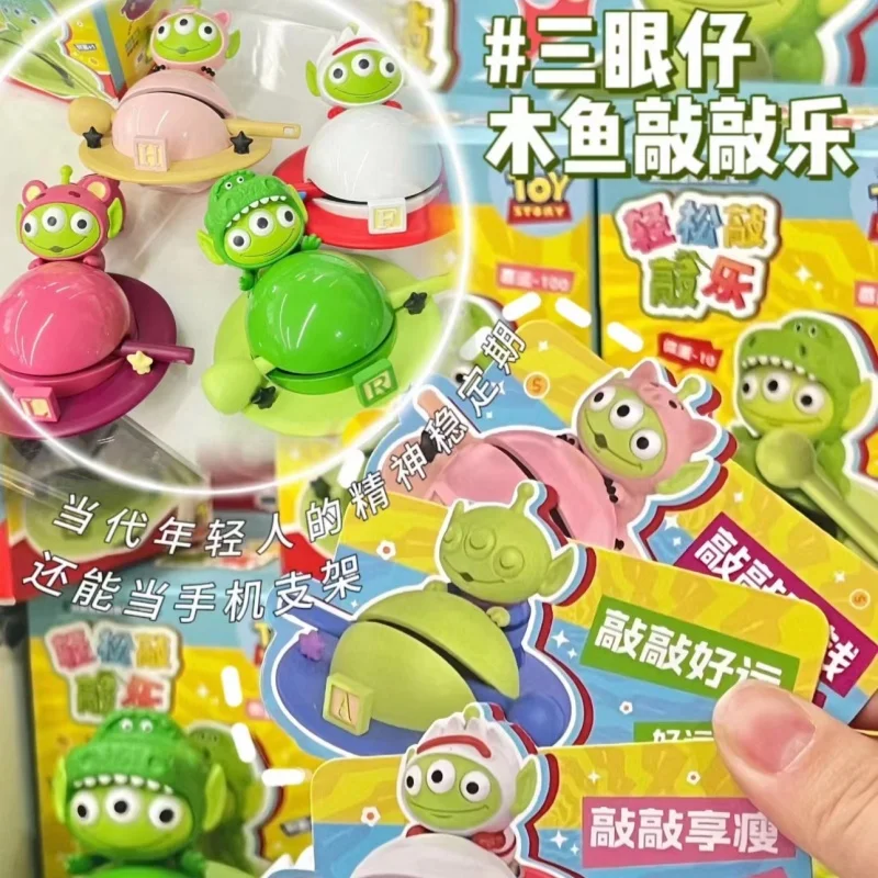 

Оригинальная деревянная рыбка Disney Kawaii Pixar с тремя глазами, легко стукаемая забавная приливная игра, слепая коробка, украшение для рабочего стола, подарки-сюрпризы на складе