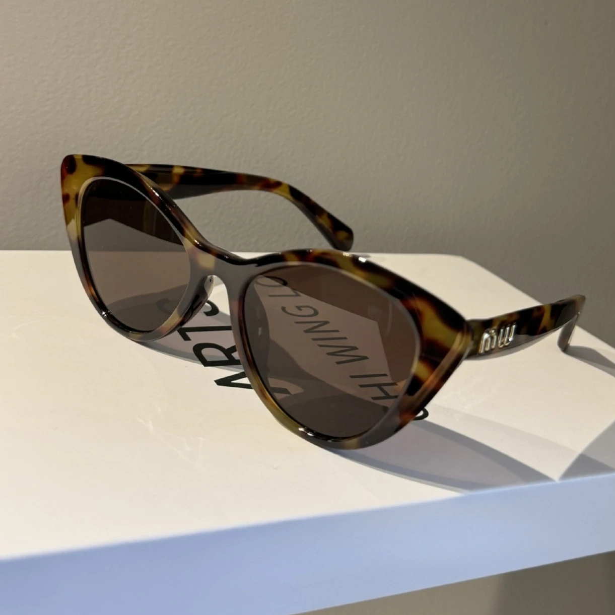Fashion Cat Eye Women Sunglasses Luxury Brand Designer Sun Glasses UV400 Girl Letter Eyewear Sunglass Luxury Gafas De Sol