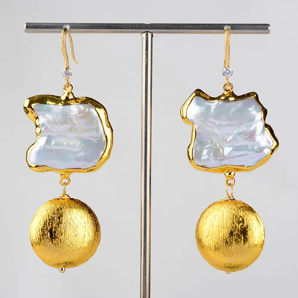 1 pair White Keshi Pearl Golden Plated hook Earrings