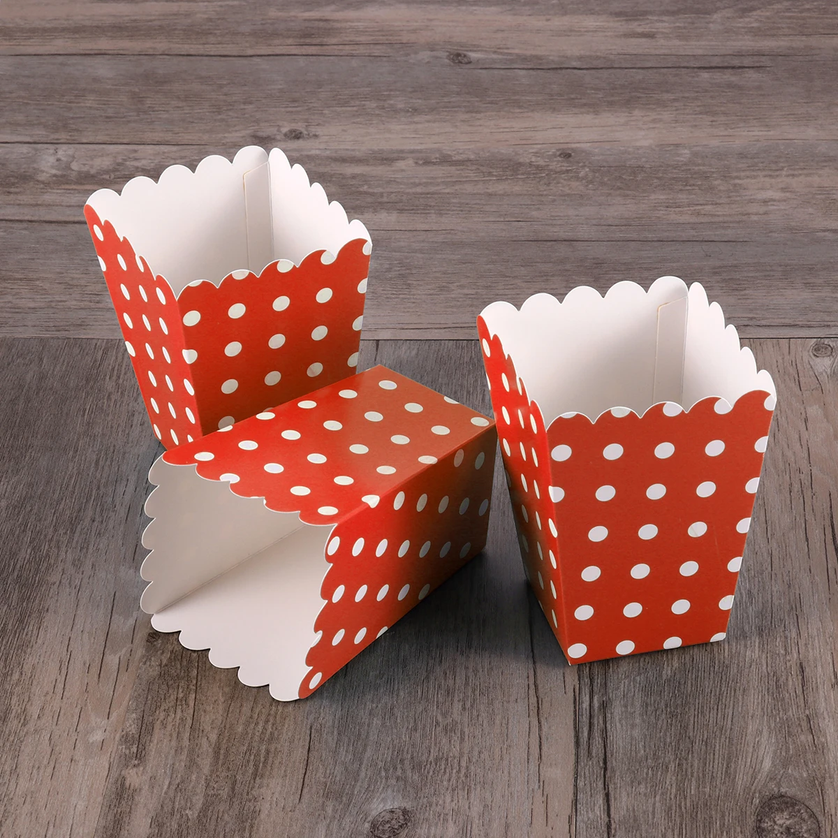 

24Pcs Popcorn Boxes Paper Snack Holders Dot Design Foldable Containers for Party Movie Wedding Favor Treat Storage