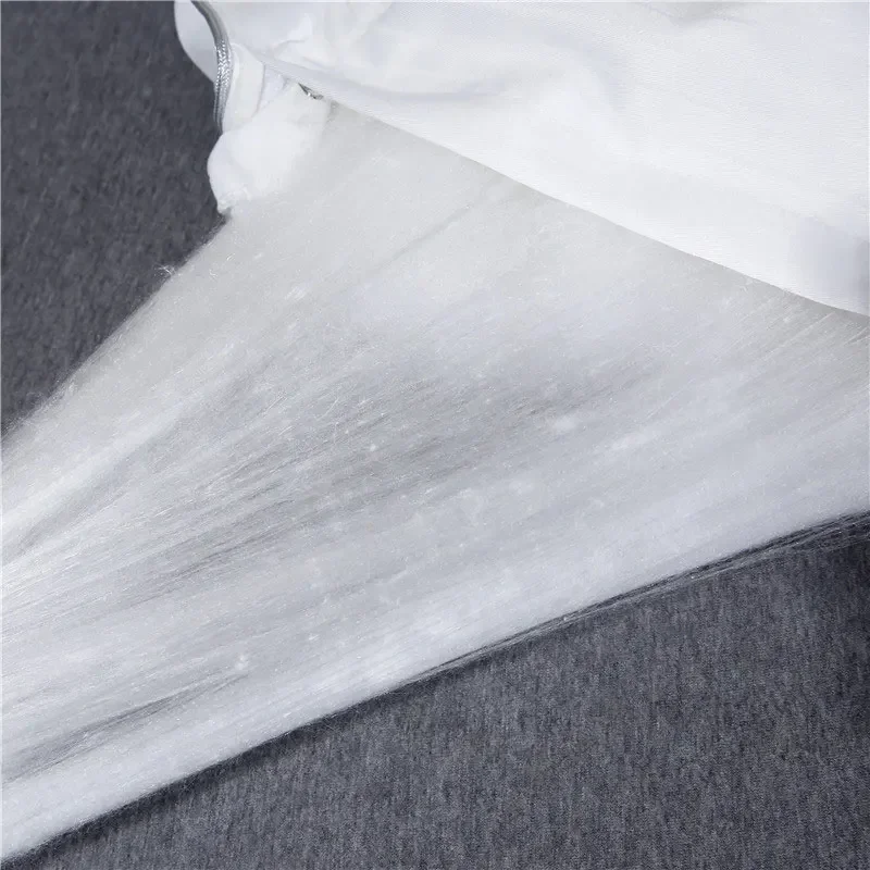 Mulberry Silk Quilt is 100% natural silk filling in all seasons. It is portable, breathable and luxurious