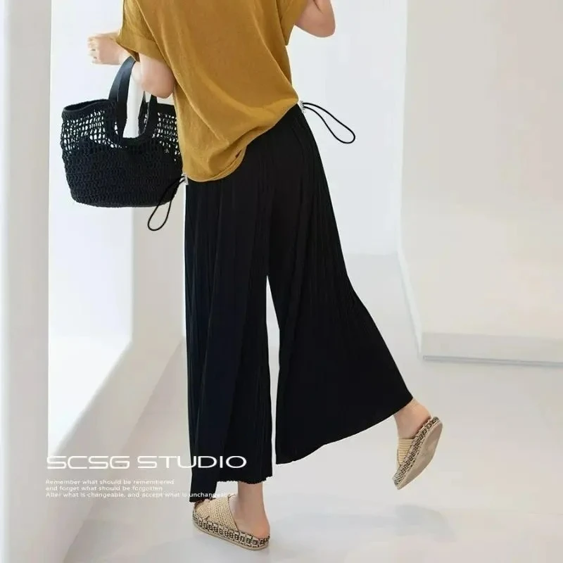 

Новинка 2023 года, летние морщинистые повседневные брюки, женские корейские модные свободные тонкие широкие брюки на шнурке для женщин, уличная одежда