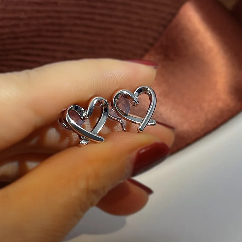 Korea Hollow Heart Clip Earrings Ear Clips For Women Girls No-Piercing Silicone Ear Stud Earring Fashion Irregular Jewelry Gifts