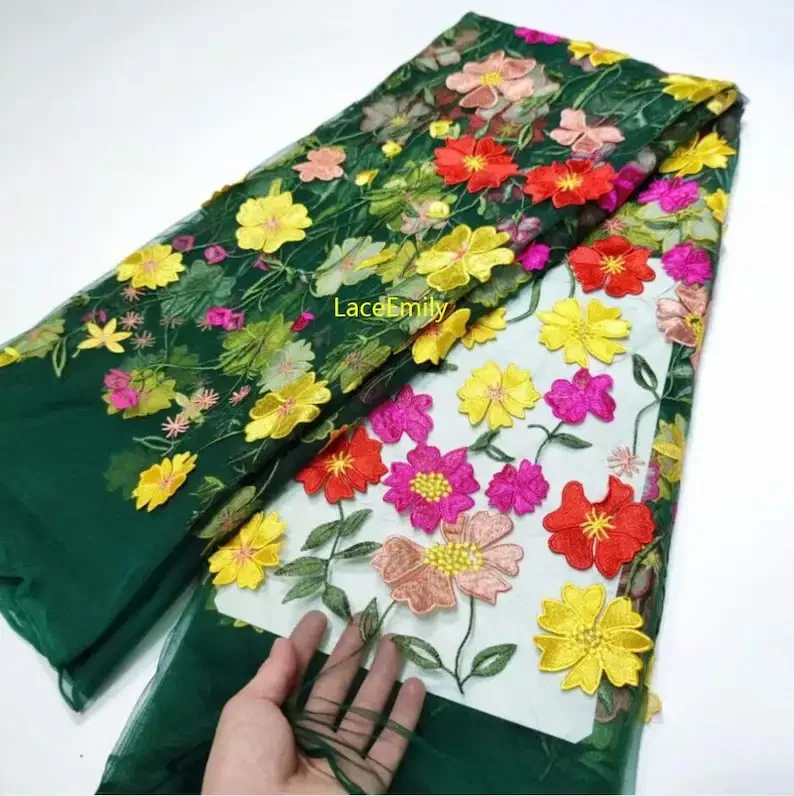Tessuto di pizzo ricamato con fiori 3D colorati di alta qualità Tessuto floreale in tulle per abito da ragazza Abito da ballo Abito da sposa 5 metri