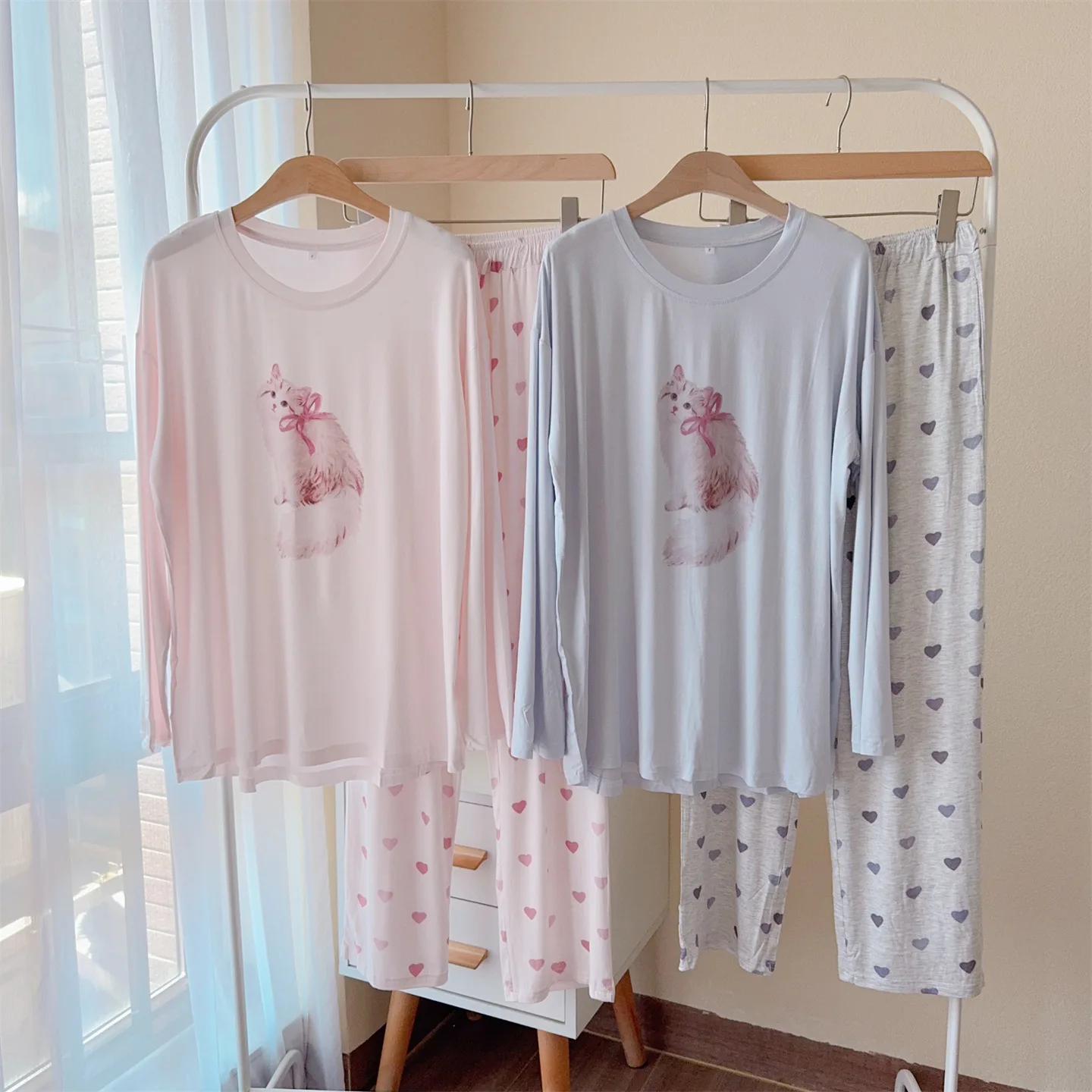 

Comfortable New Womens Round Neck Pajamas Sleepwear Soft Modal Long Sleeve Shirt Pants Home Clothes Suit Sweet Cat Print Pyjamas