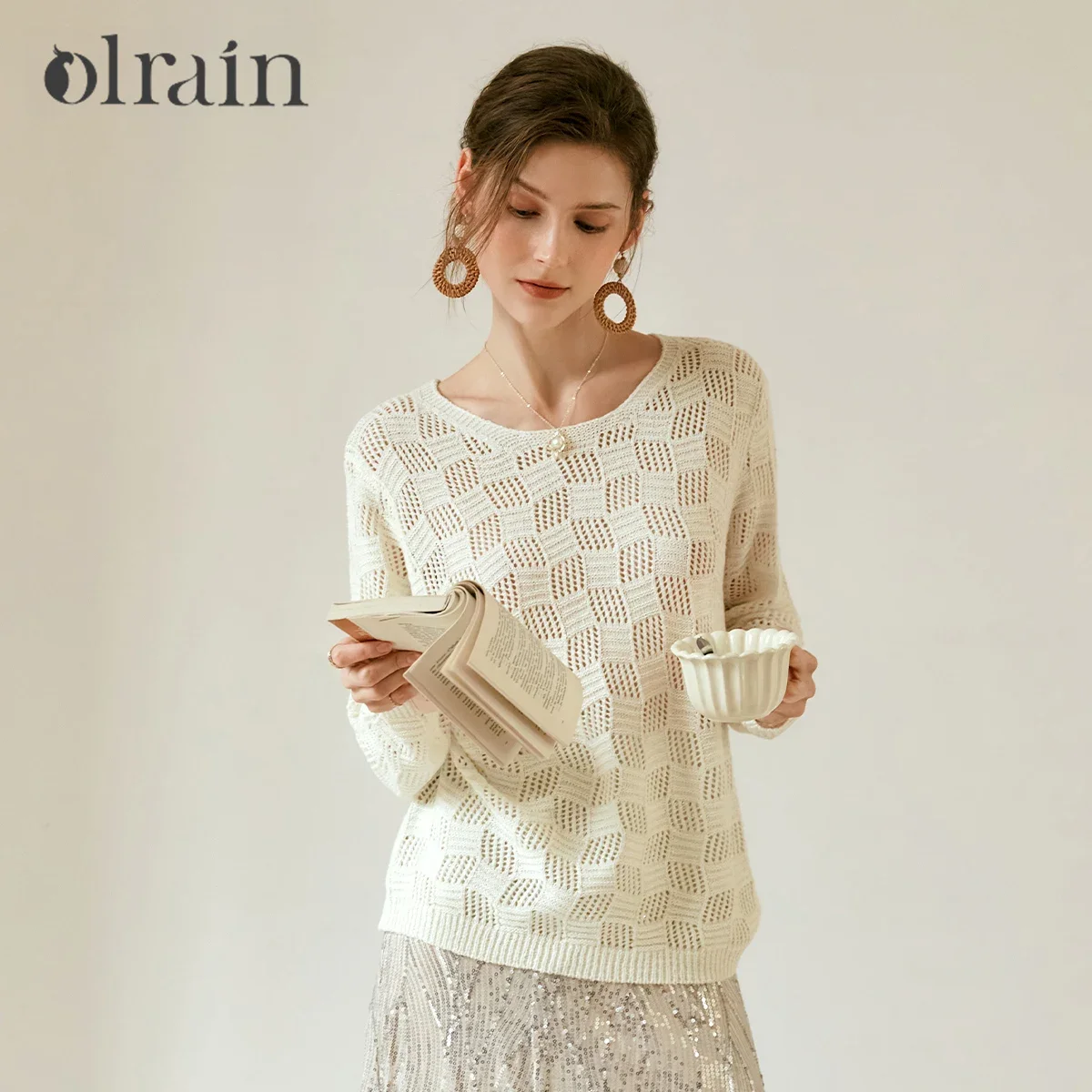 

OLrain French Lazy Knitted Sweater Women 2025 Autumn Loose Hollow Out Pullover Long Sleeve Ladies Elegant Female Top M56QZ93319