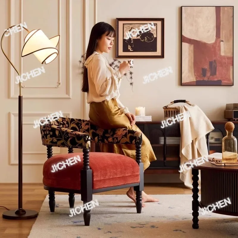 

Neu versandte Artikel French retro single sofa small apartment family living room American medieval solid wood leisure chair gho