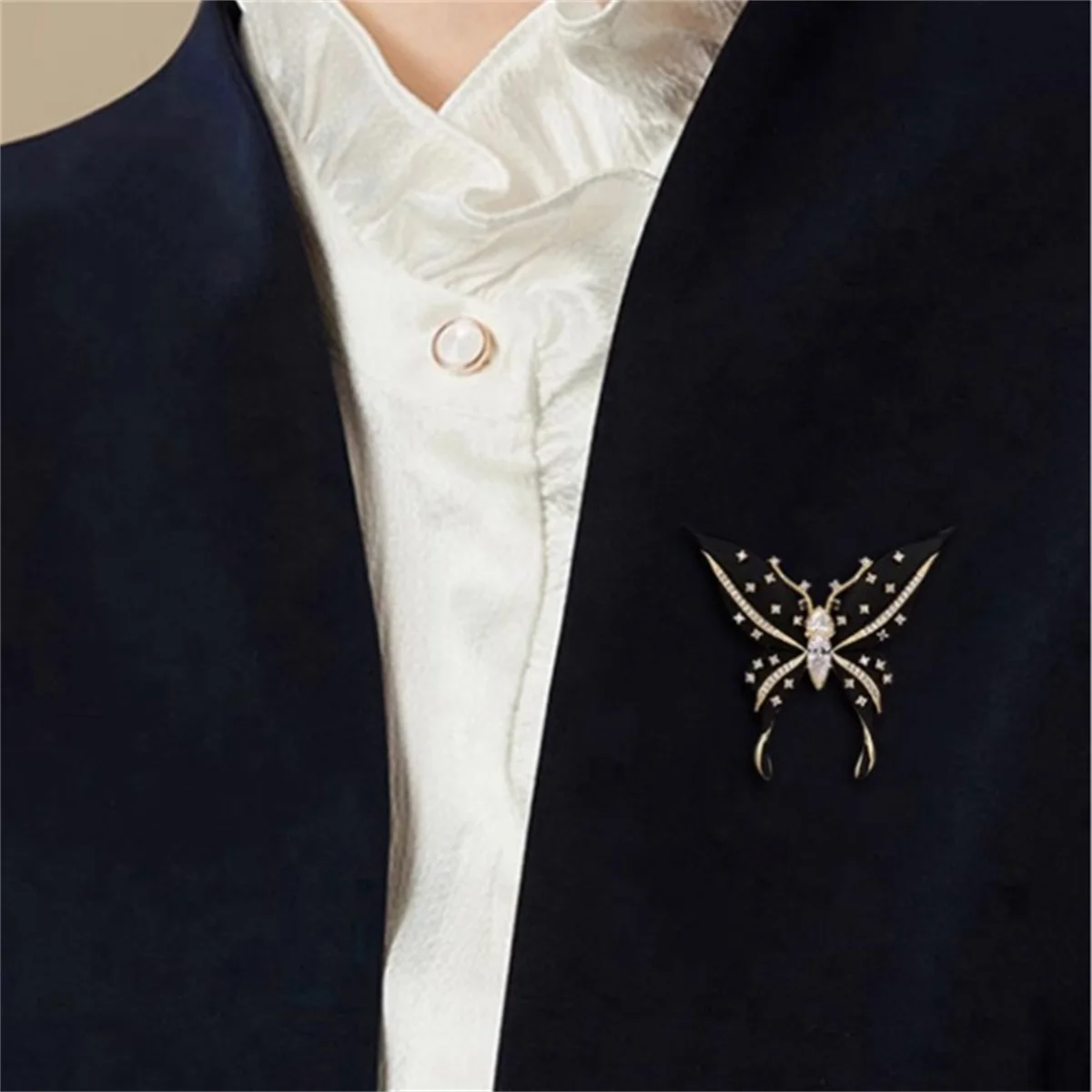 1Pc Exquisite Black Butterfly Brooch Pin Magnificent Luxury Jewelry Accessories Fashionable Personality Party Birthday Gift