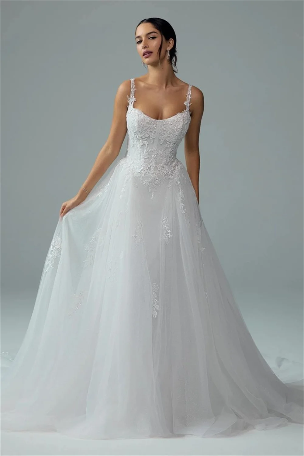 Kyoto Customized Empire Waist Spaghetti Strap Lace Wedding Dress Gorgeous Appliques White فستان زفاف Court Train Abito da sposa