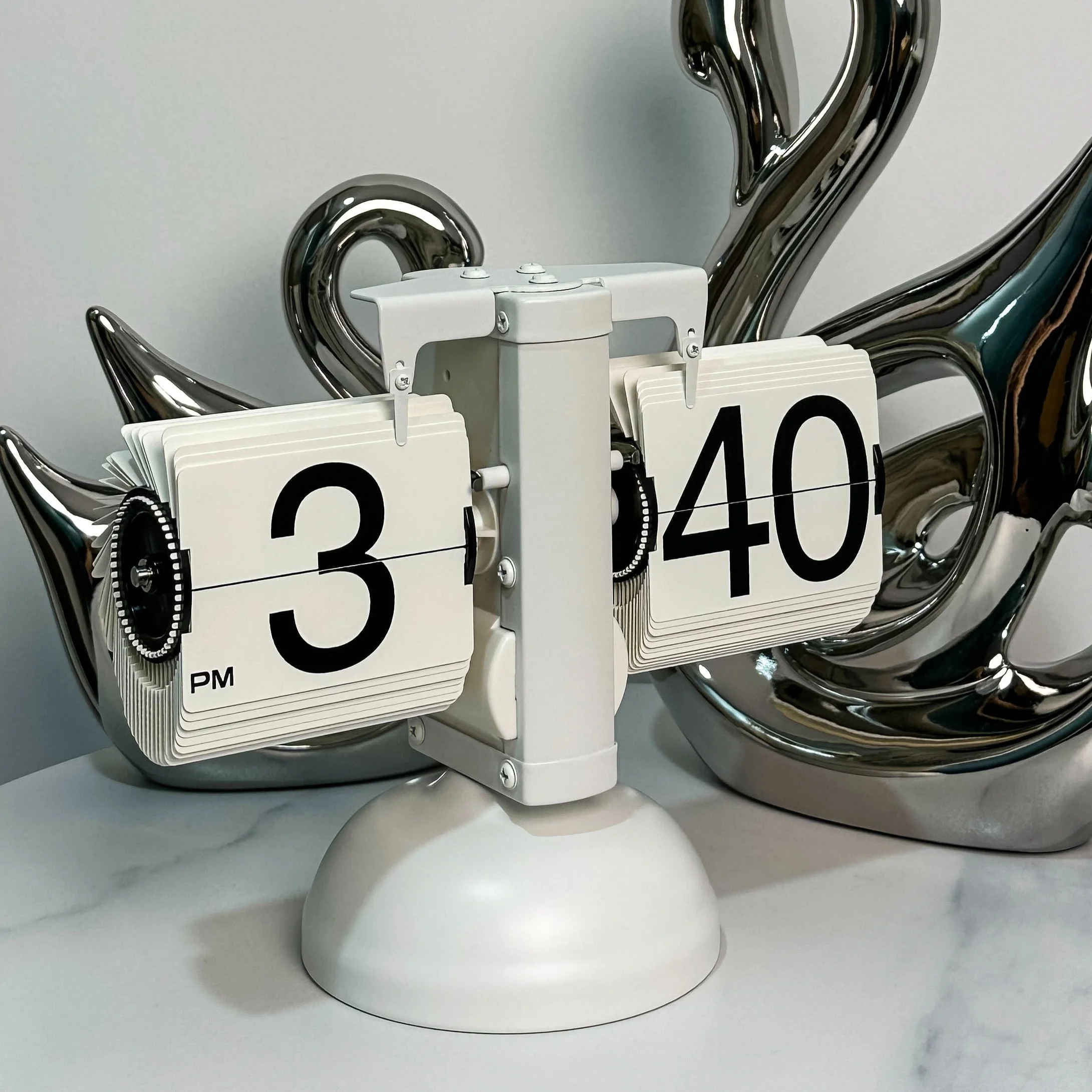 

1Pc stainless steel auto-flip digital clock perfect for home and office decor, perfect gift