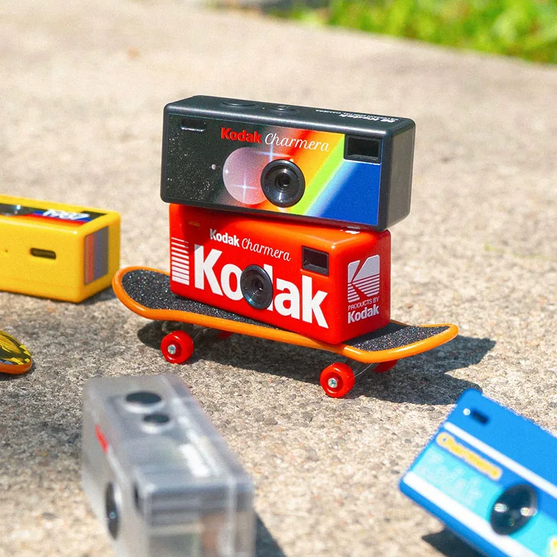 

Новая камера Kodak, брелок Kodak 1987, мини-цифровая камера, 1 шт., 6 цветов, случайная доставка, камера в качестве новогоднего подарка