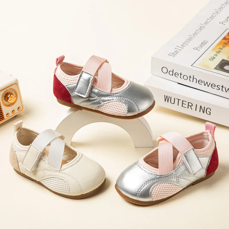 

Спортивные сандалии для девочек, сетчатые дышащие удобные летние детские кроссовки в стиле ретро, серебристые нескользящие уличные детские туфли с круглым носком