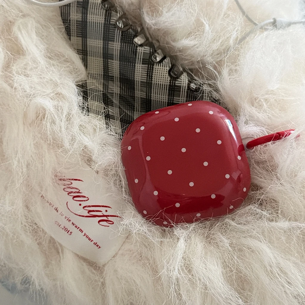 Neujahrsrote Polka-Dot Festliche Mädchen Stoßfeste Kopfhörer-Schutzhülle für Samsung Galaxy Buds 4 Pro 3 Pro 2 Pro FE Live