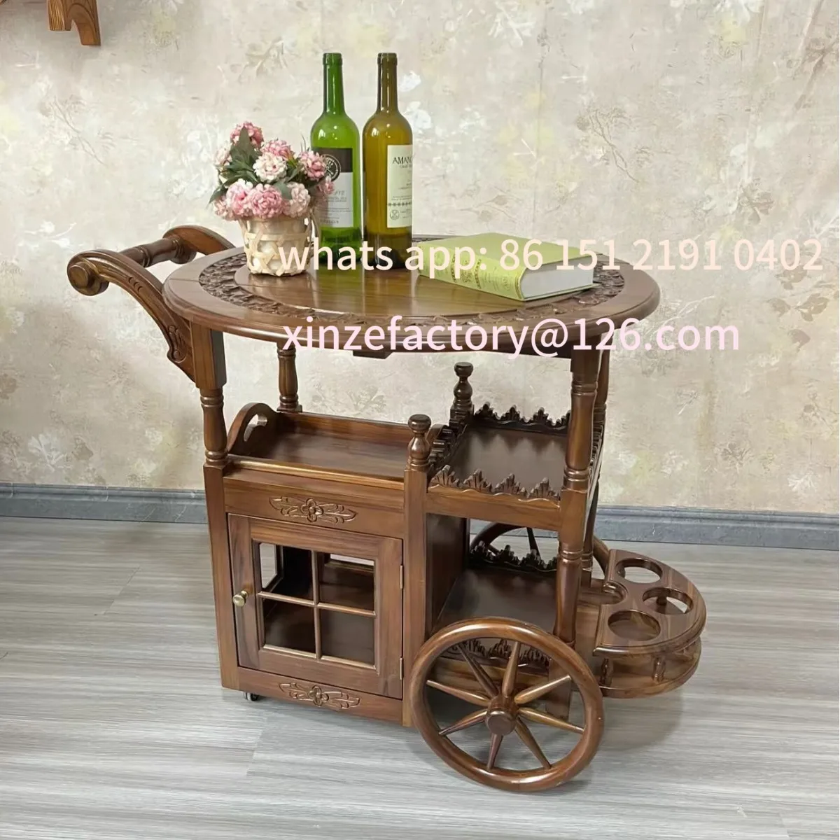 

Customizable French antique removable small side table