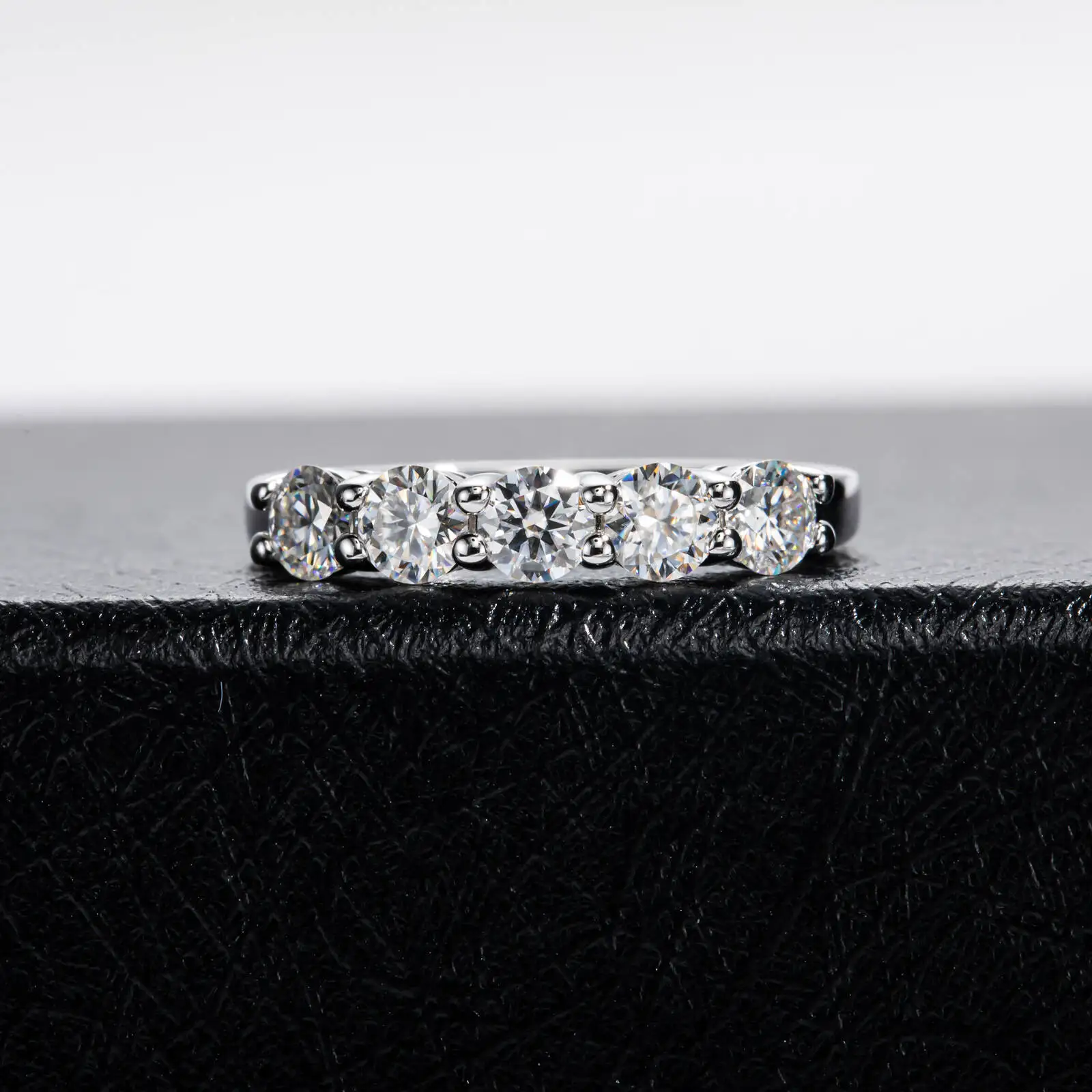 Women's 925 Silver Moissanite Ring, Elegant Wedding Band