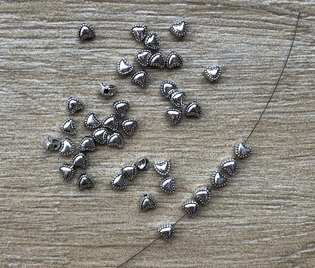 

40pcs 5*4mm Alloy metal heart shaped beads for jewelry findings HW2624