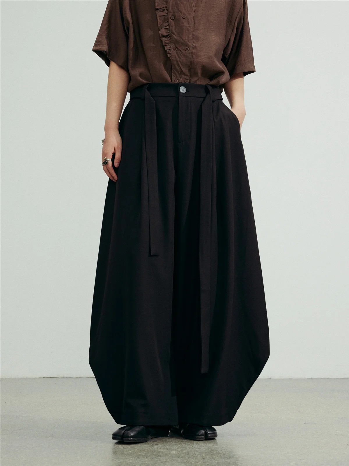

Sunyvonne High Waist Wide Leg Pants Casual Vintage Trousers Neutral Loose Knife Suit Pants Polyester Fabric