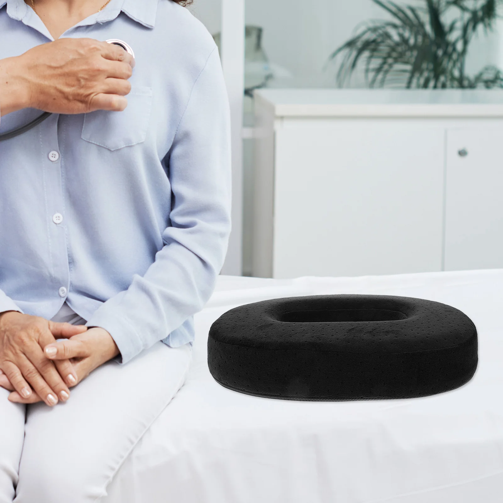 

O Shaped Memory Foam Seat Cushion Breathable Office Chair Pad Round Seat Cushion for Car Travel Sofa Seating Pressure Relief Mat