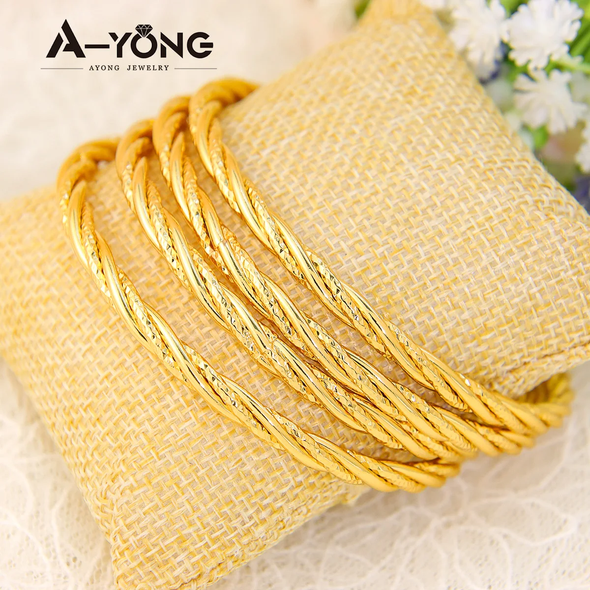 Fashion Twist Rope Cuff Bangles 18k Gold Plated African Dubai Gold Color Simple Bracelet Woman Luxury Wedding Party Jewelry