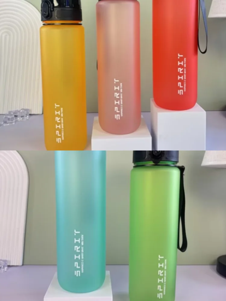 1L زجاجة مياه رياضية عالية السعة البلاستيك اللياقة البدنية المحمولة مانعة للتسرب شرب زجاجة التخييم المشي لمسافات طويلة أكواب رياضية