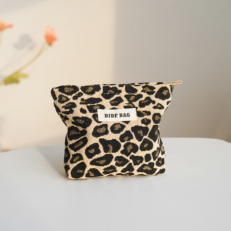 Borsa portamonete piccola con stampa leopardata borsa per il trucco da donna borsa per cosmetici portatile borsa per rossetto di moda borsa per