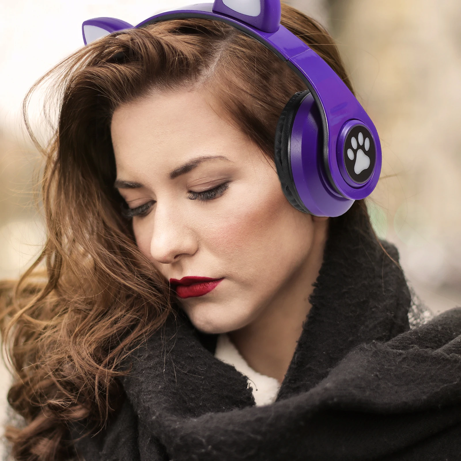 

Cartoon Earphone Premium ABS Wireless 5 0 Chip AUX IN Foldable Over Ear Headphones Suitable Devices Mobile Phone