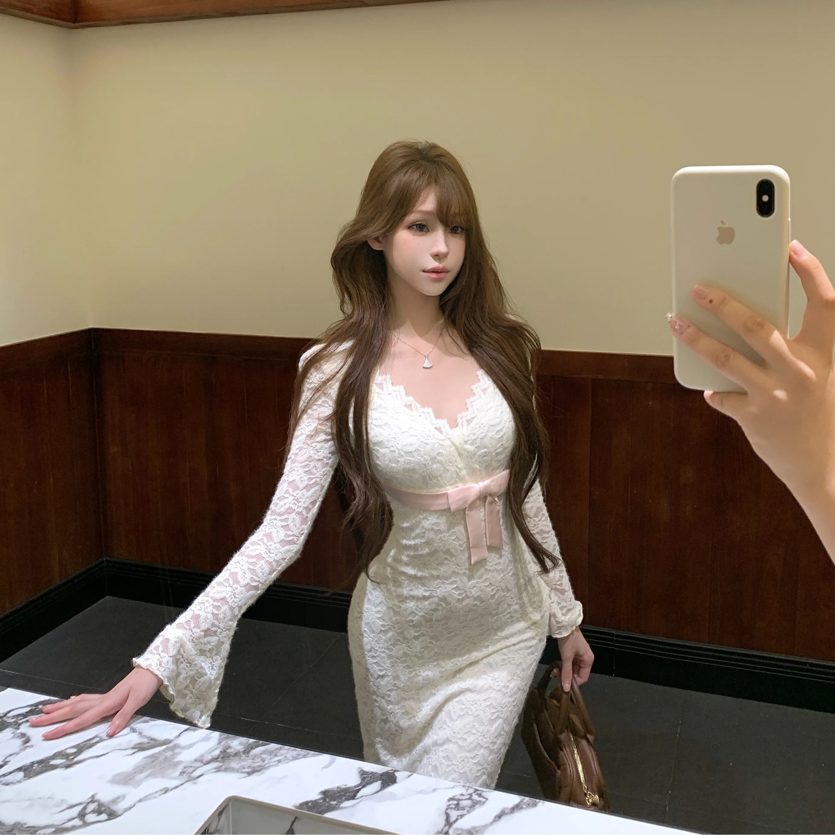 Vestido Ajustado Sexy de Otoño Invierno con Cinturón, Cintura Alta, Manga Larga, Encaje de Terciopelo, Largo Medio, Estilo El...