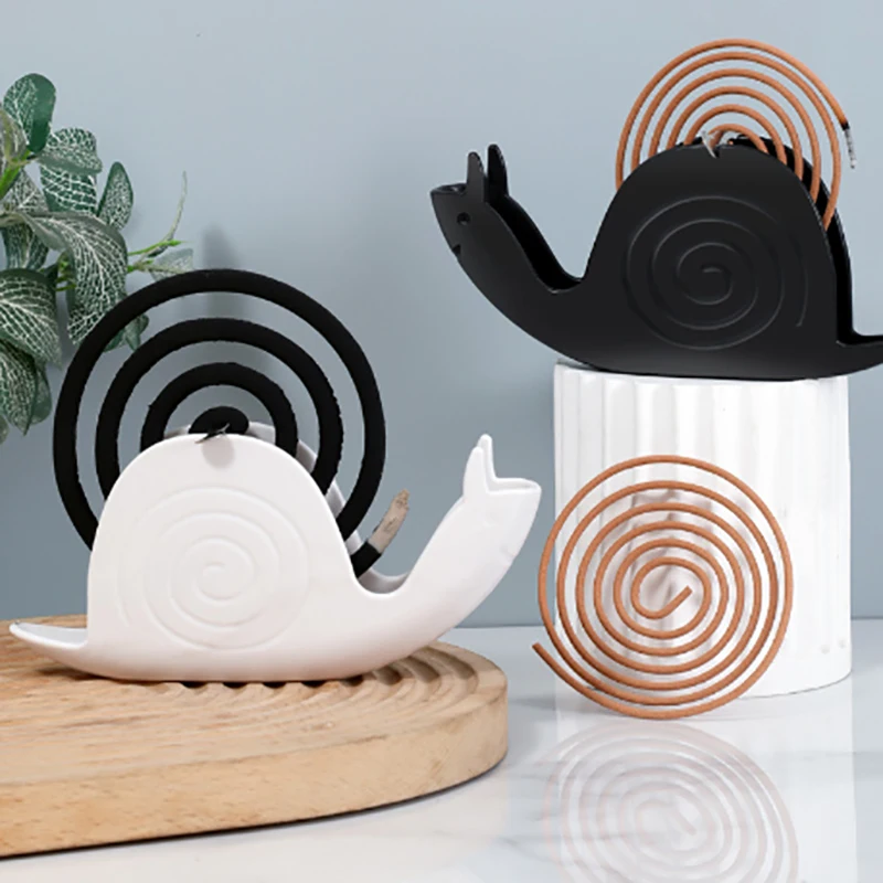 1PC Snails Mosquito Coil Holder With Tray Nordic Style Spiral Summer Day Plastic Mosquito Repellent Incenses Rack Plate Home Dec