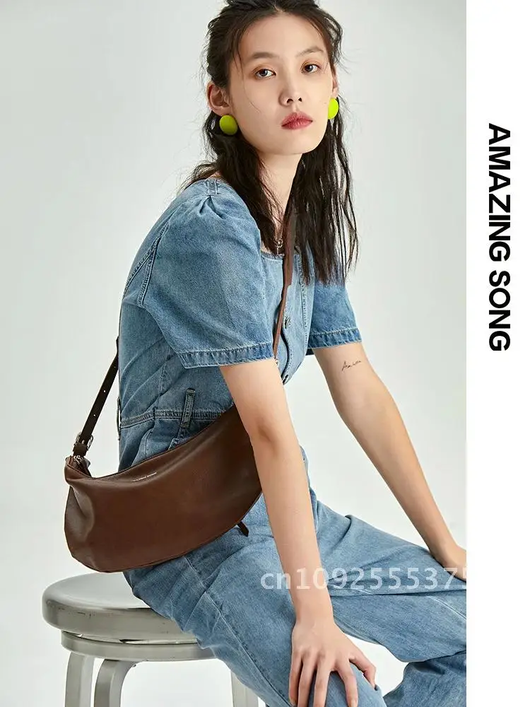 Amazing Song Soft Leather Crossbody Bag Pack Chic Fanny Chest Simple Pack