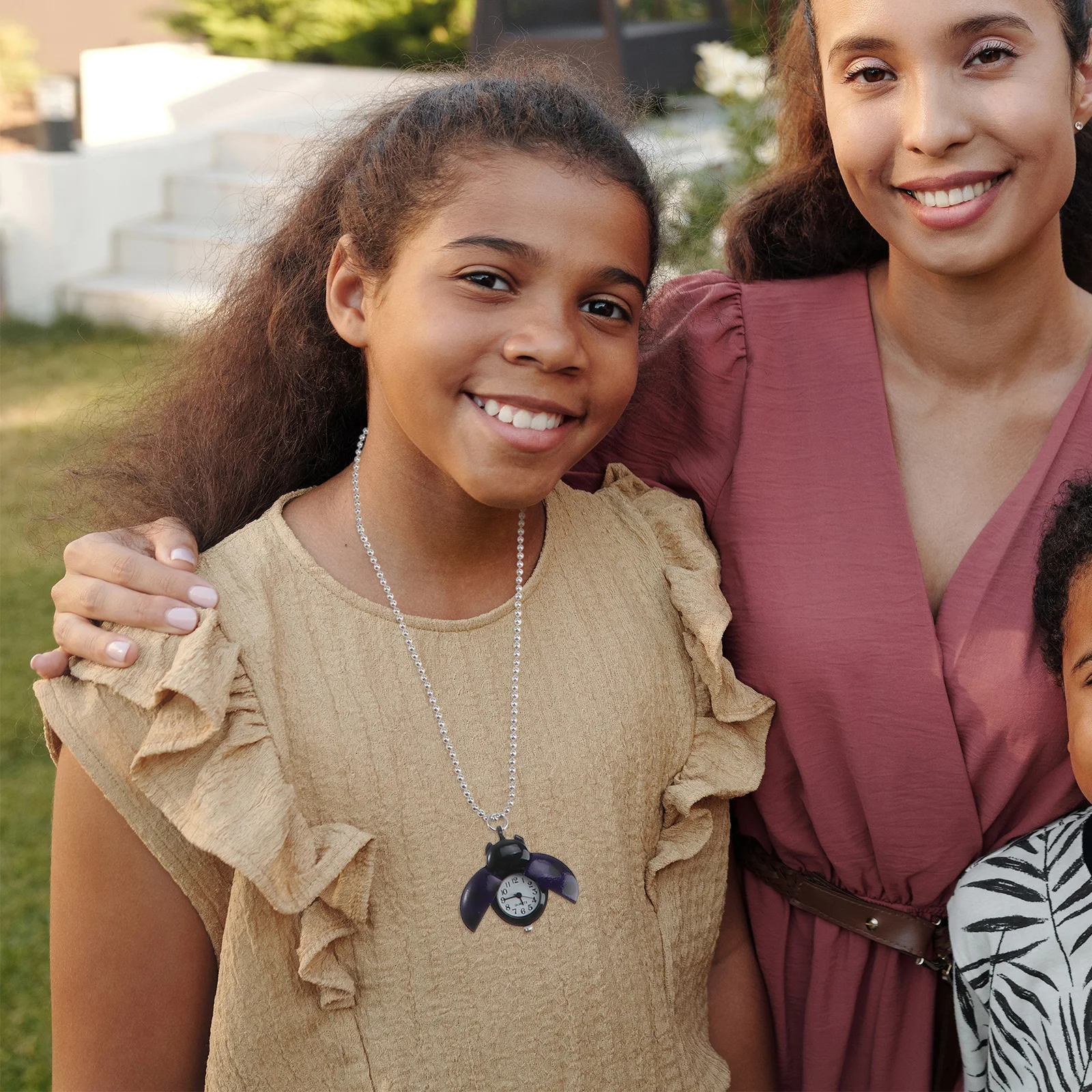 ساعة جيب كوارتز كلاسيكية على شكل علبة مصنوعة من خليط معدني اضغط على زر مفتوح هدية للاستخدام في أعياد الميلاد أو الحفلات #1