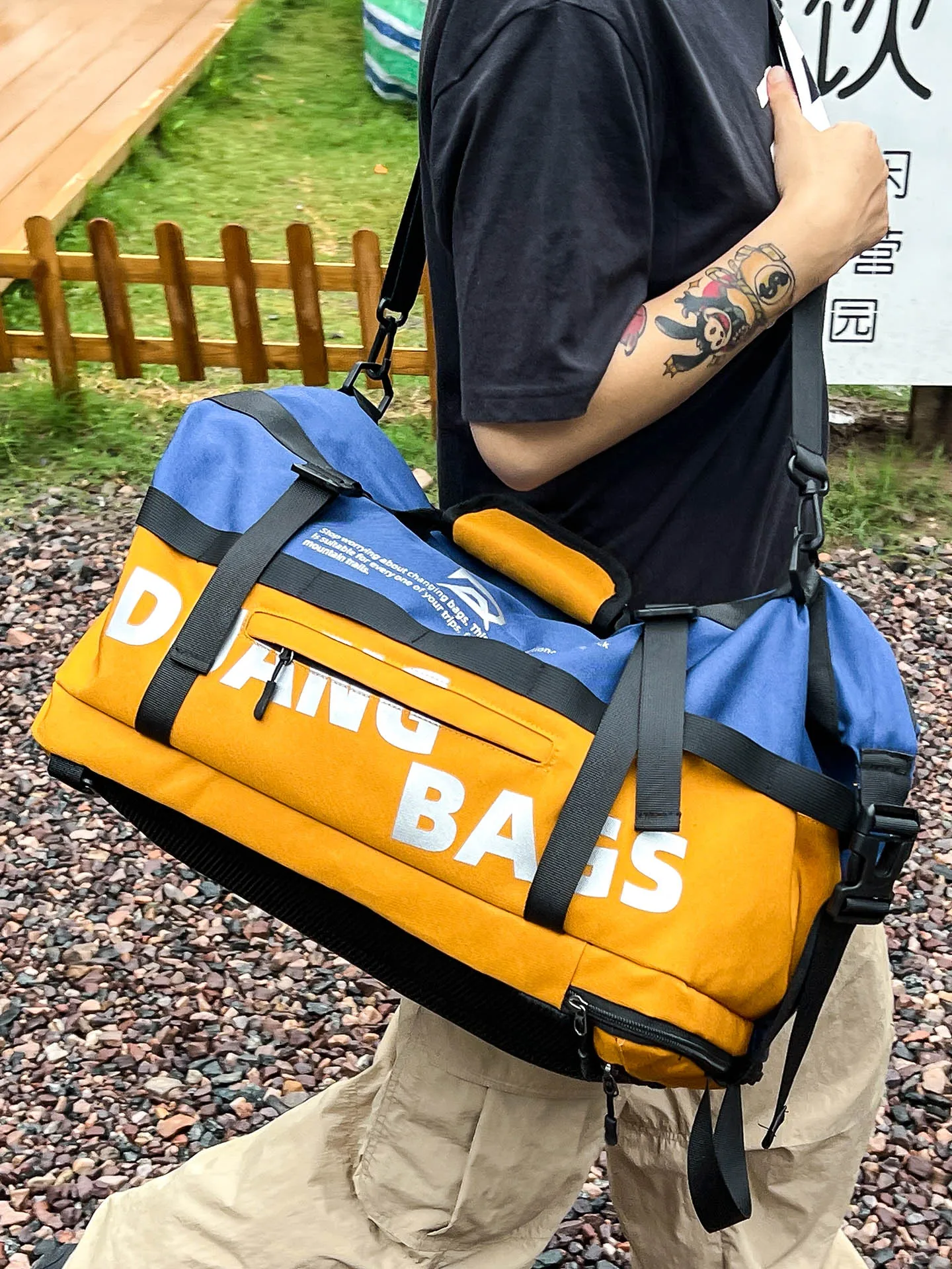 high-capacity-color-block-fitness-bag-travel-bag-unisex-short-trip-carry-on-bag-large-size-youth-oxford-cloth-polyester